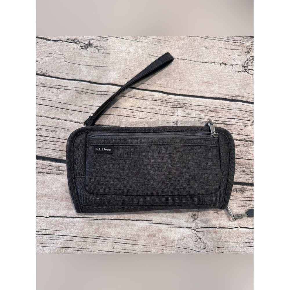 L.L. Bean Grey Zip Around Wallet Wristlet Organizer Pouch ~9”x4”